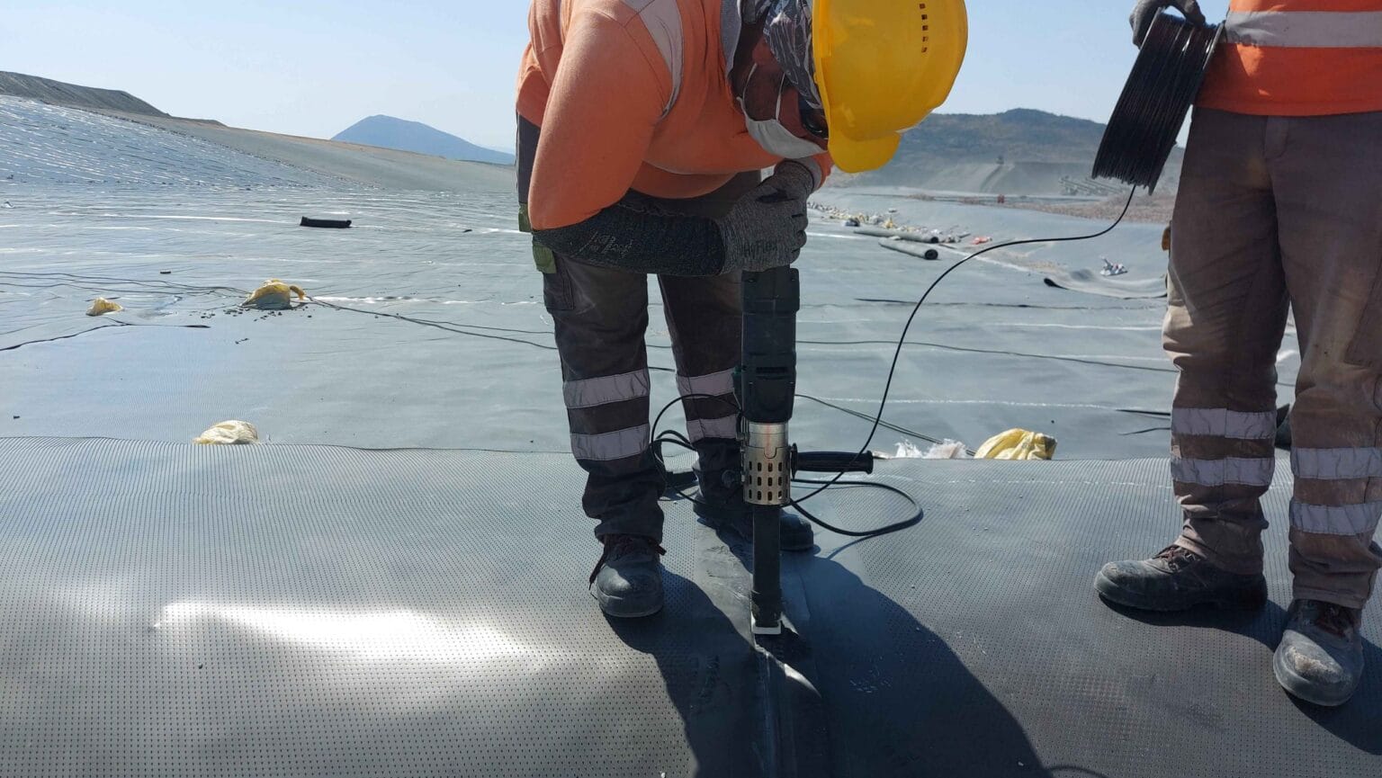 Geomembrane extrusion welding on the containment liner of Kışladağ Gold Mine heap leach pad